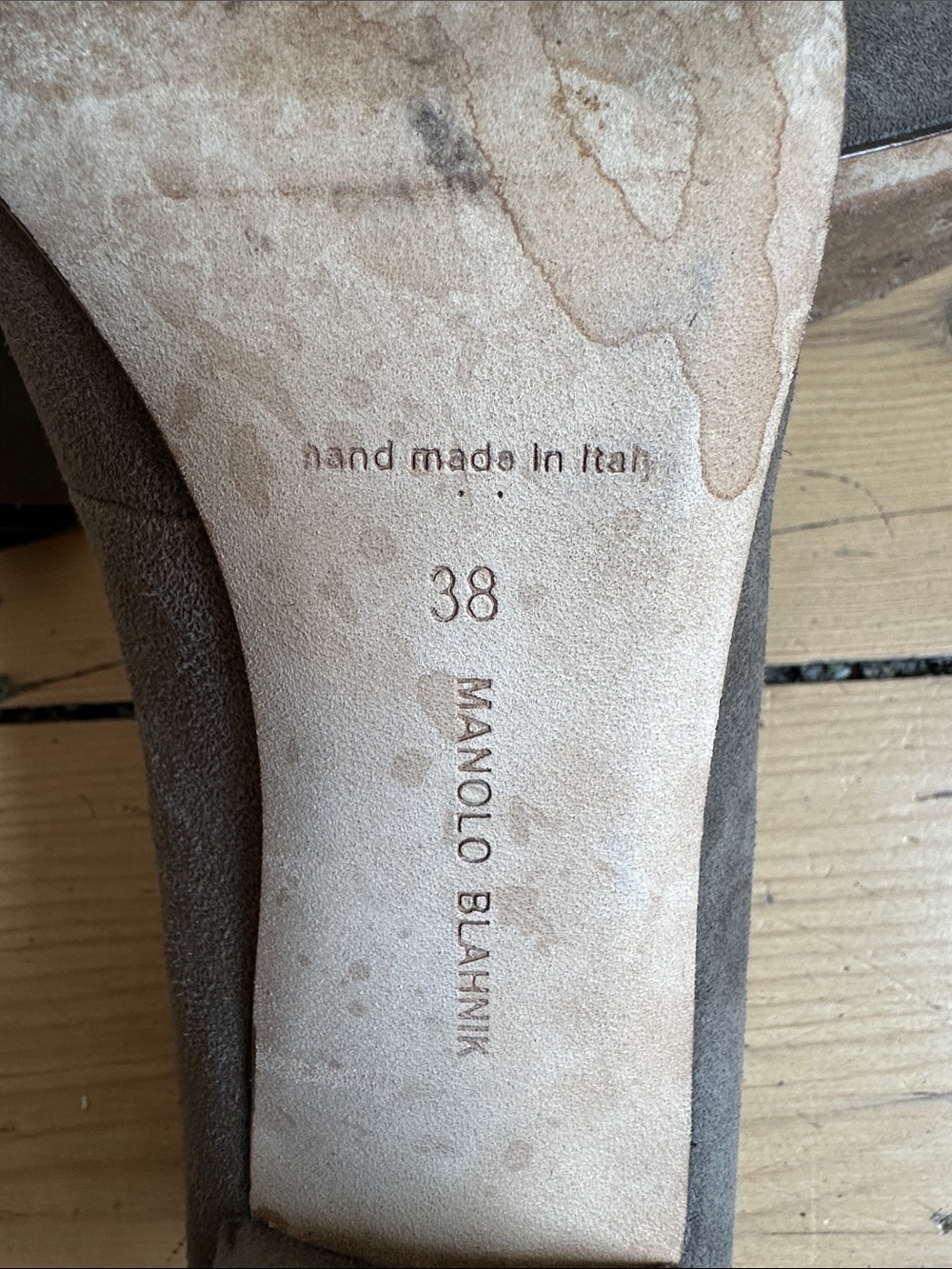 Manolo Blahnik Suede Block-Heel Pumps - Picture 9 of 10